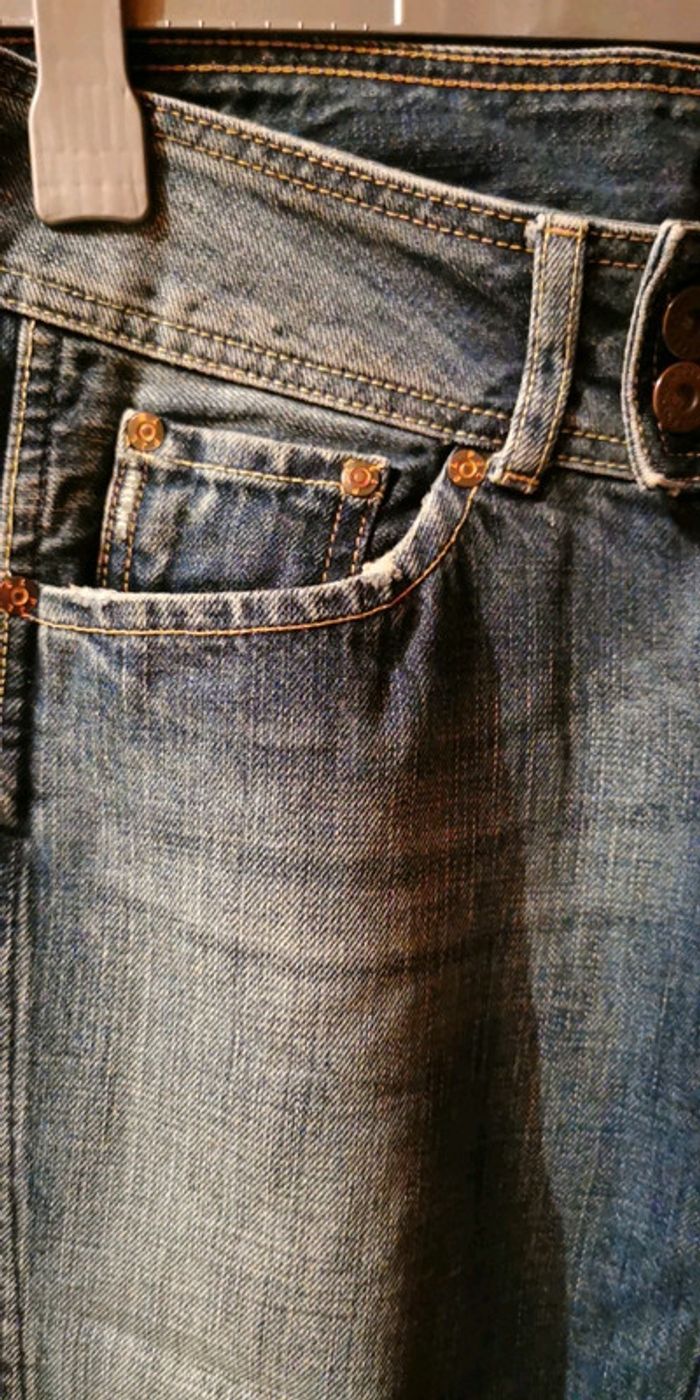 Jean bleu - photo numéro 2