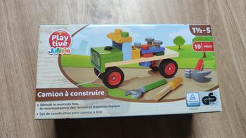 Jeu de construction avec outil