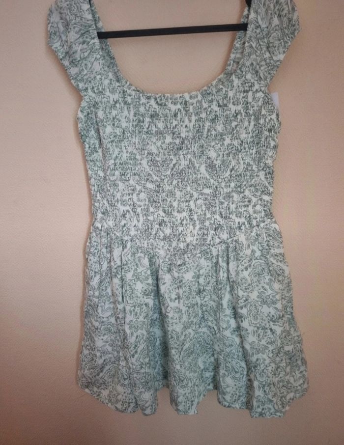 Mini robe fleurie Hollister - photo numéro 2