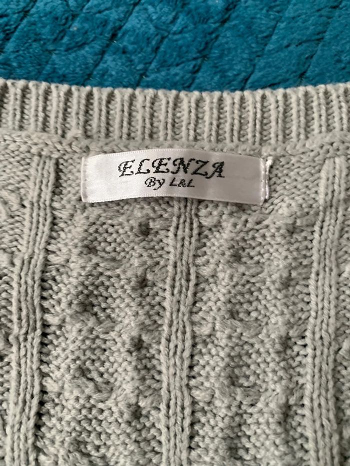 Pull gris - photo numéro 2