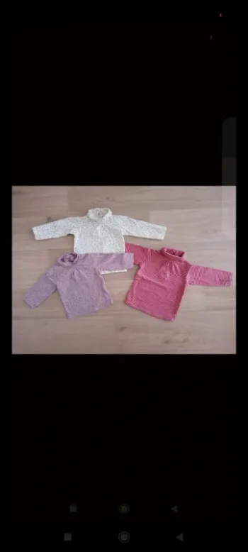 Lot de 3 sous-pulls 9M à 1.50 euros le lot
