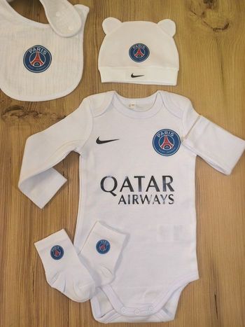 Ensemble bébé foot paris PSG cadeau de naissance