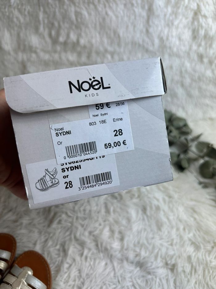 Paire de sandales Noël kids taille 28 - photo numéro 8