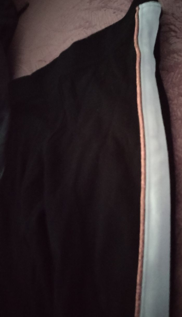 Pantalon de sport trois quart "C&A" 7/8 ans