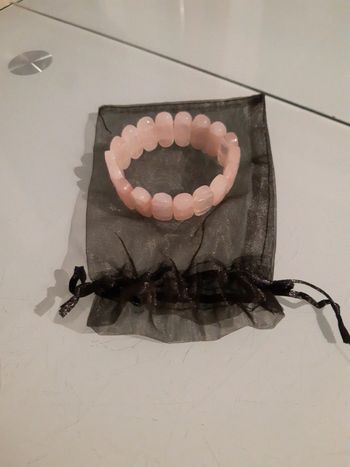 Bracelet manchette Quartz Rose