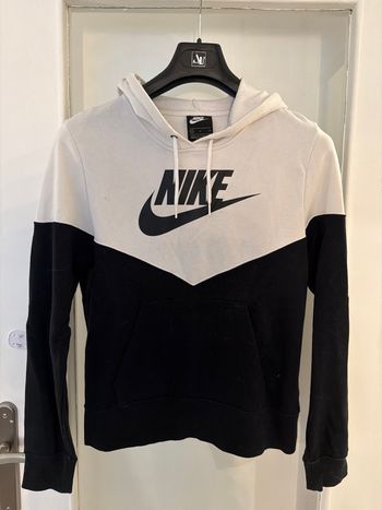 Sweet capuche Nike 