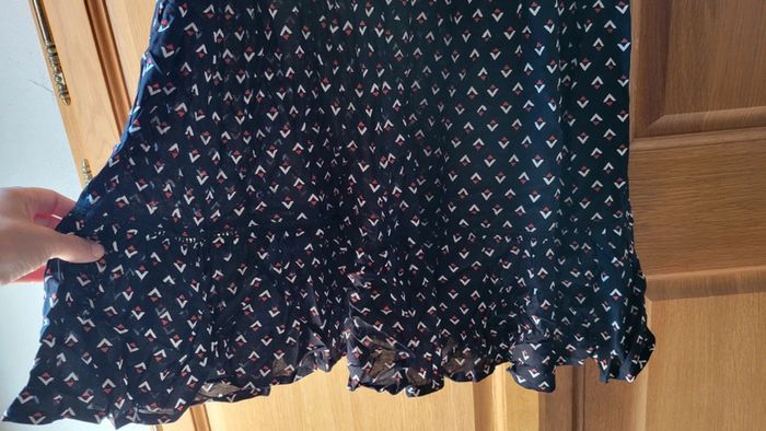 Robe fluide noire neuve - photo numéro 4