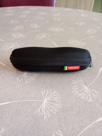 Etui à lunettes Vanni