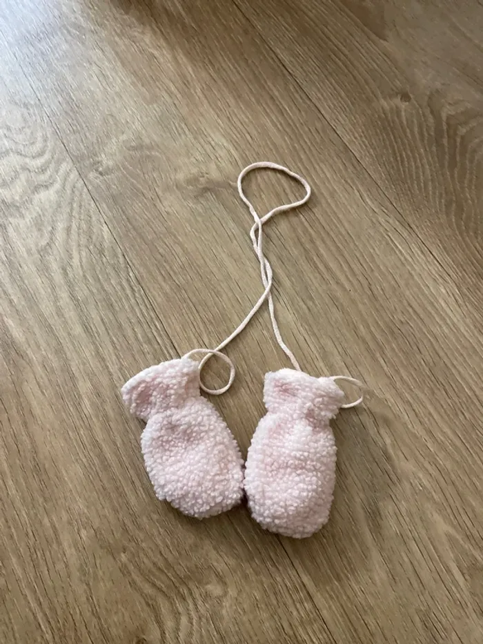 Moufles rose bébé 3-12 mois - photo numéro 3