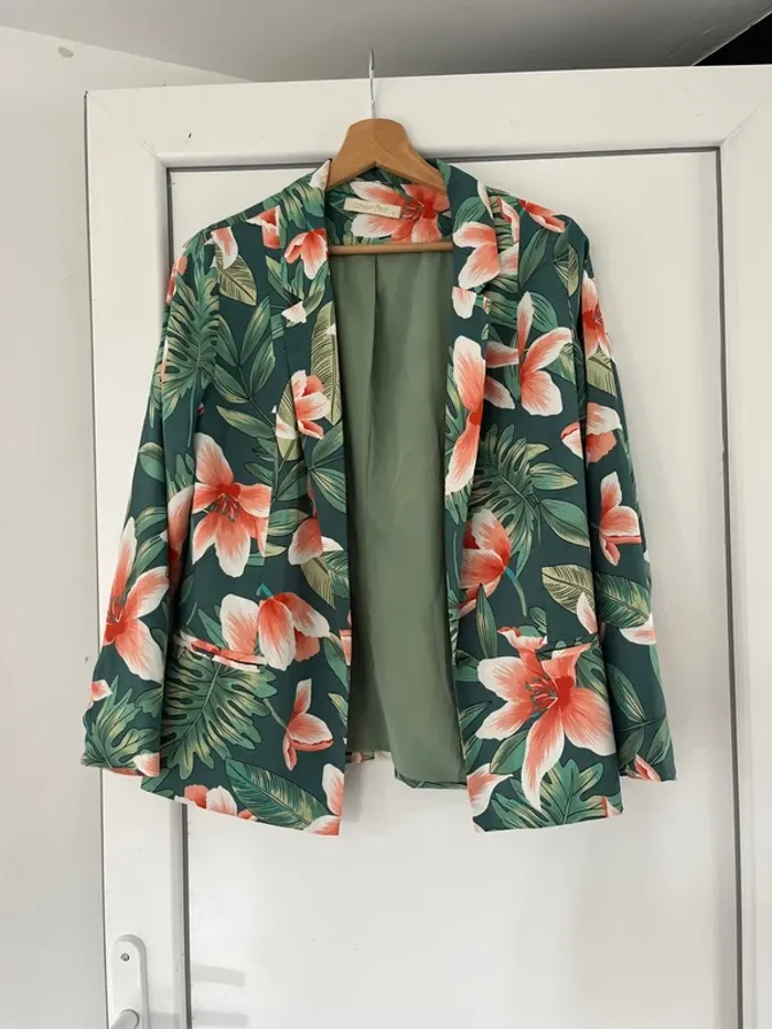 Veste à fleurs