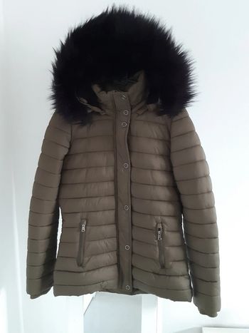 Doudoune Camaïeu t.34 voir petit 36