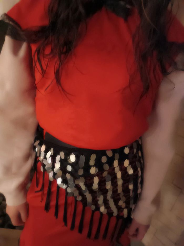 Déguisement costume robe rouge red Flamingo espagnol noir black chapeau cap dress Scarlet victorien - photo numéro 5