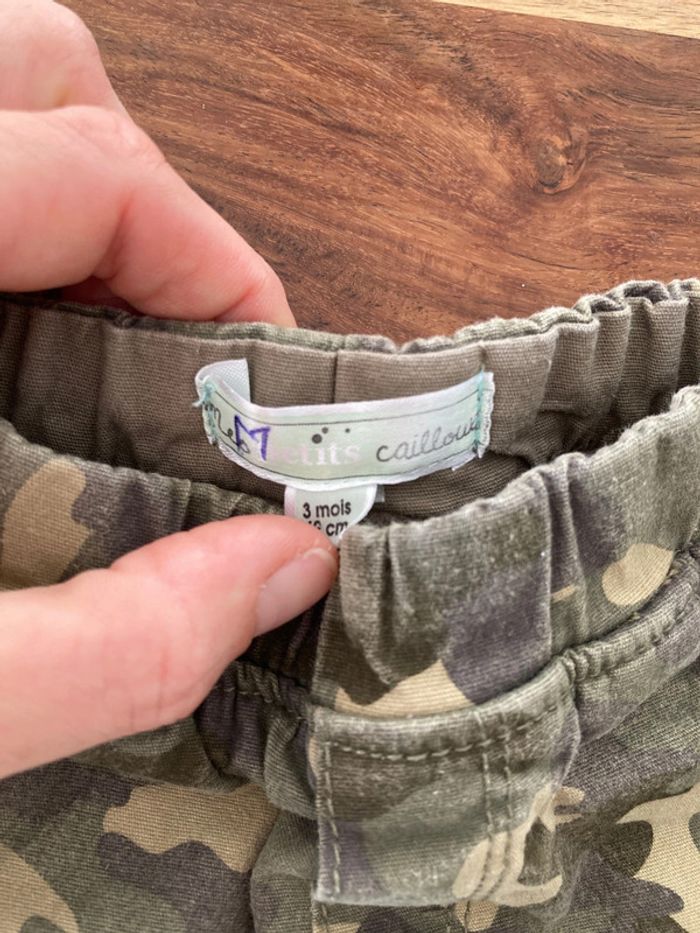 Pantalon 3 mois - photo numéro 3