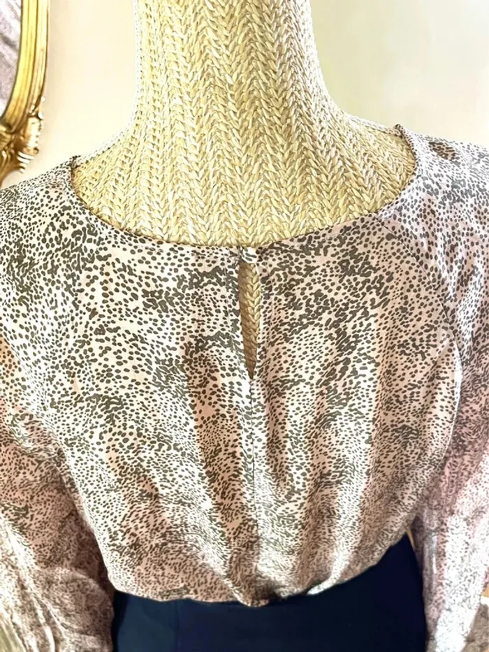 Sublime blouse manche longue fluide mango taille XL rose à motif - photo numéro 18