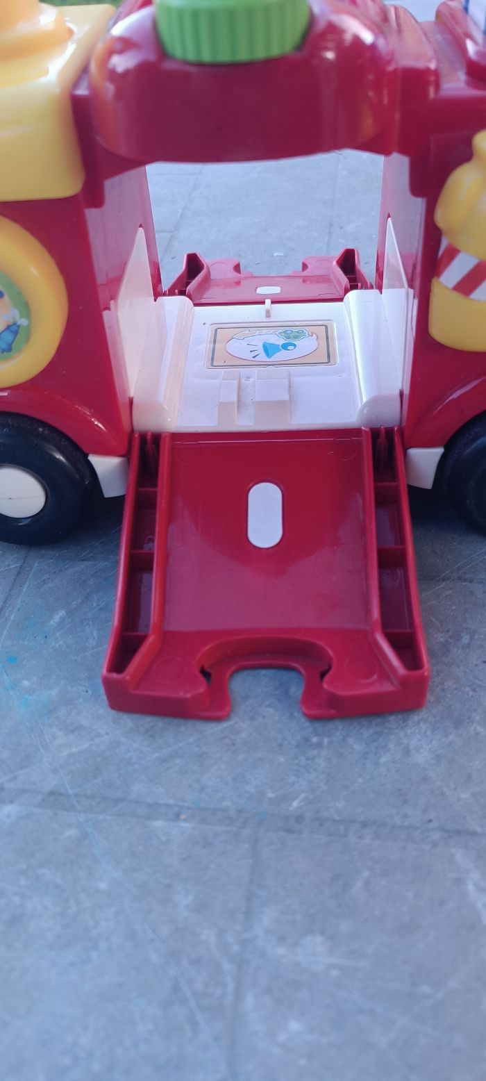 Mon super camion de pompier - photo numéro 4