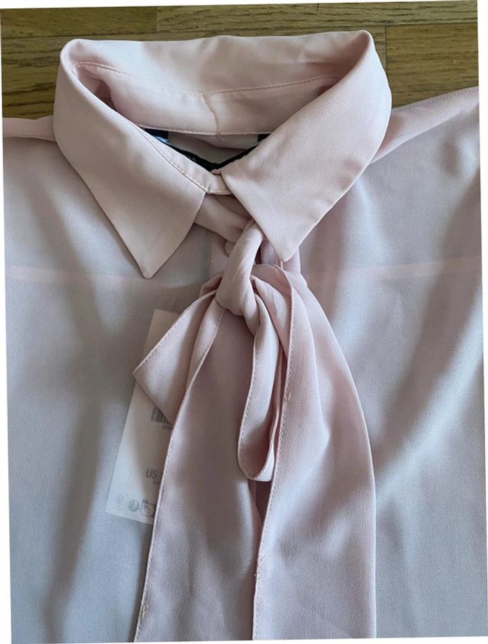 Chemisier rose pale avec noeud Zara taille XS neuf avec étiquette - photo numéro 3