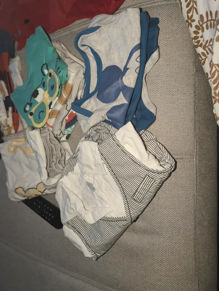 Lot vêtements 9 mois 71 cm - photo numéro 5