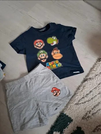 Pyjama Mario🌸