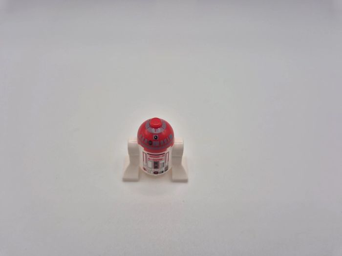 Figurine type lego Mini droide R4-P22 star wars - photo numéro 2