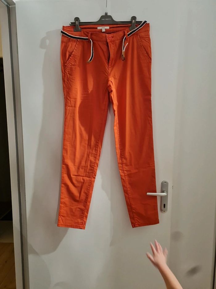 Pantalon toile rouge