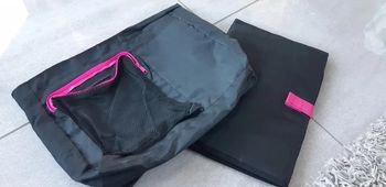 Pochette avec matelas a langer