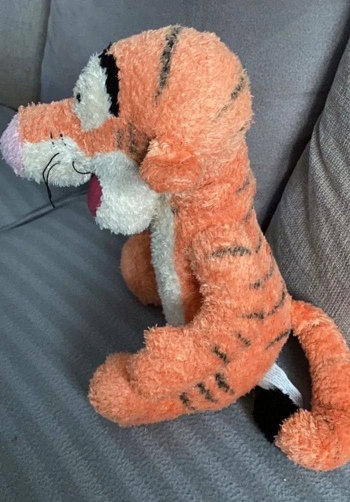 Peluche tigrou disney - photo numéro 2