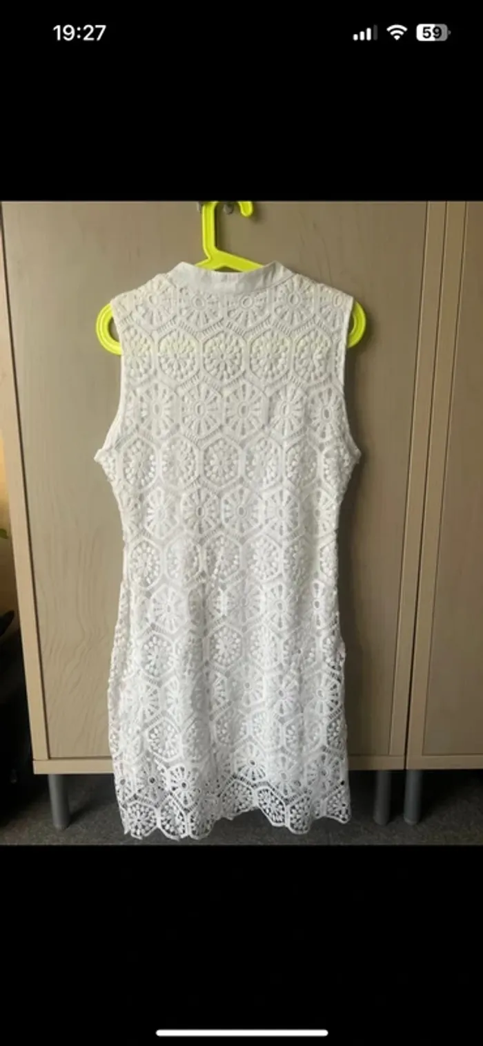 Superbe robe blanche dentelle - photo numéro 4