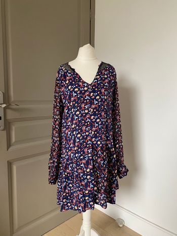 Robe florale légère 
