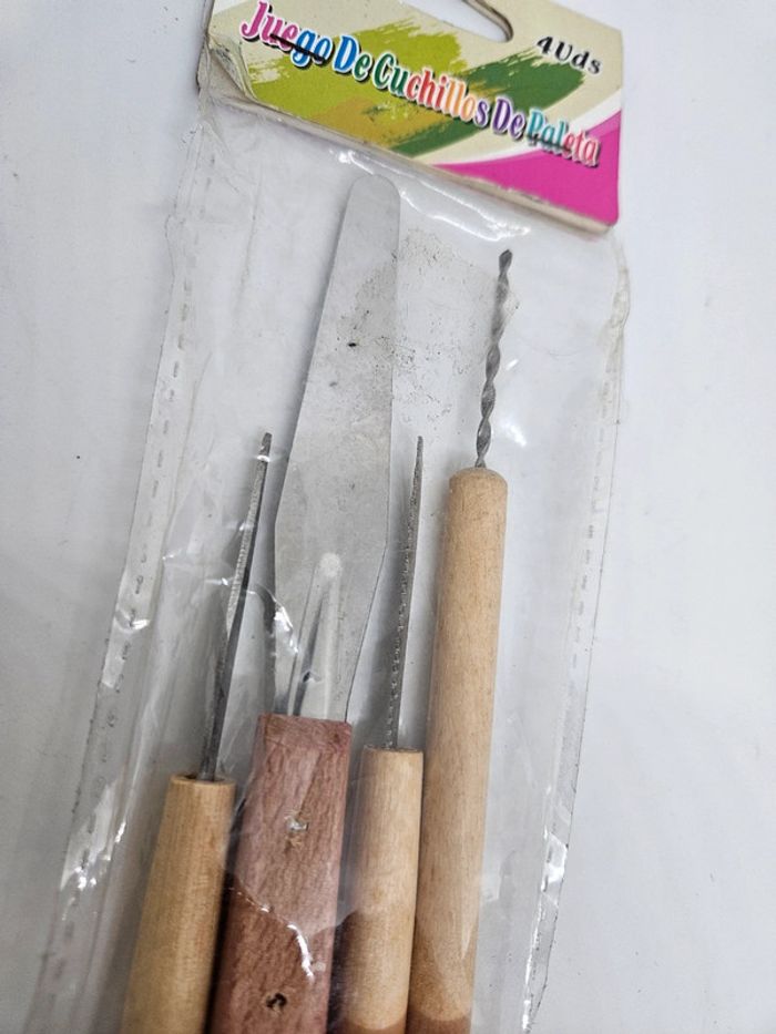 Set de 4 outils à sculpté.
Neuf - photo numéro 6
