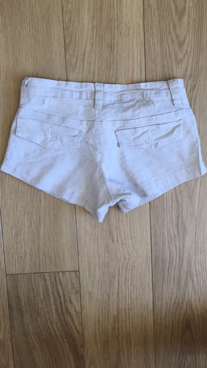 Short cour abercrombie Lin - photo numéro 3