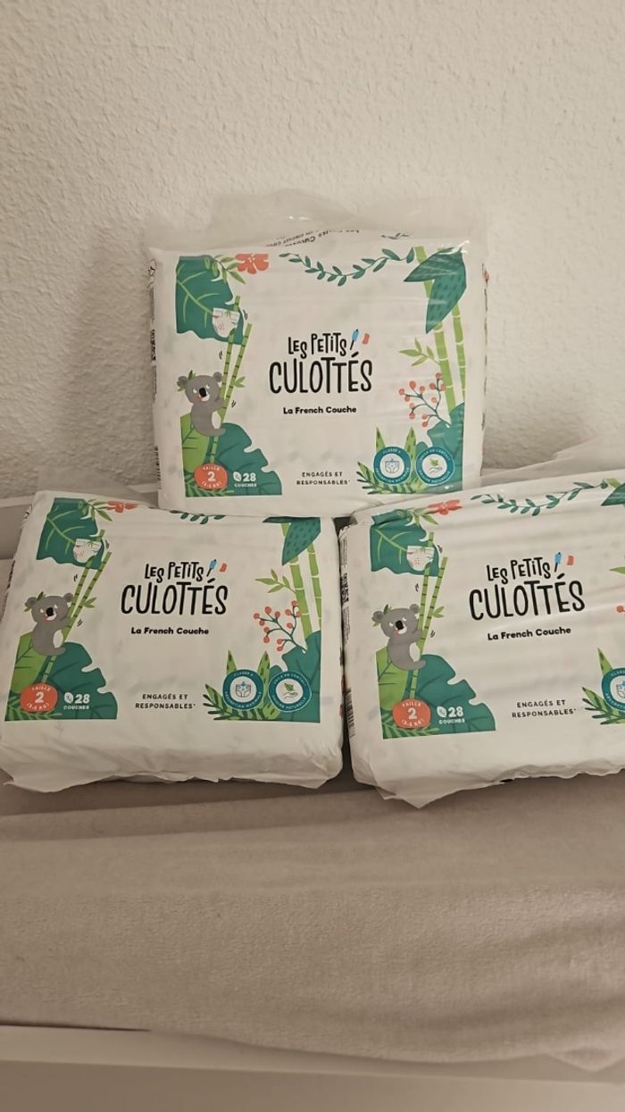 3 paquets de couches taille 2 les petits culottés