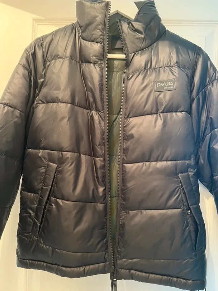 Doudoune réversible PYUA Taille Xs neuve