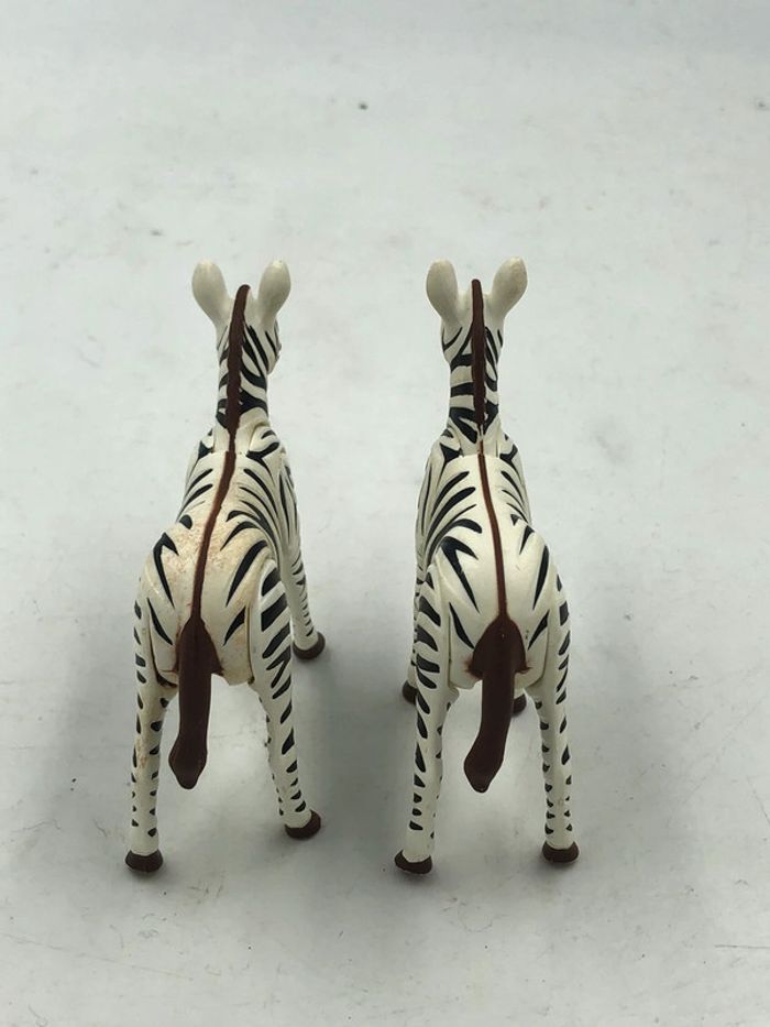Figurines Playmobil Zoo / Savane duo de zèbres - photo numéro 4