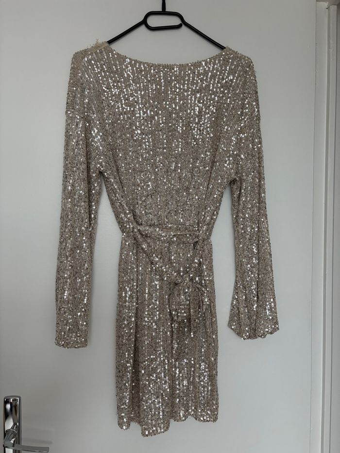 Robe de fête - photo numéro 2