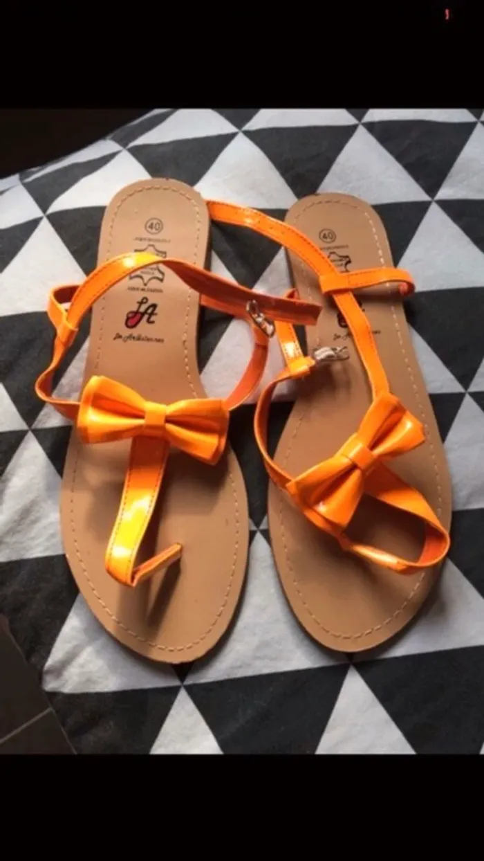Sandales orange taille 40