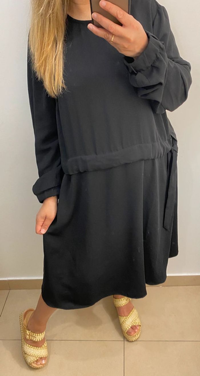 Robe Asos fluide noire Taille 38 - photo numéro 5