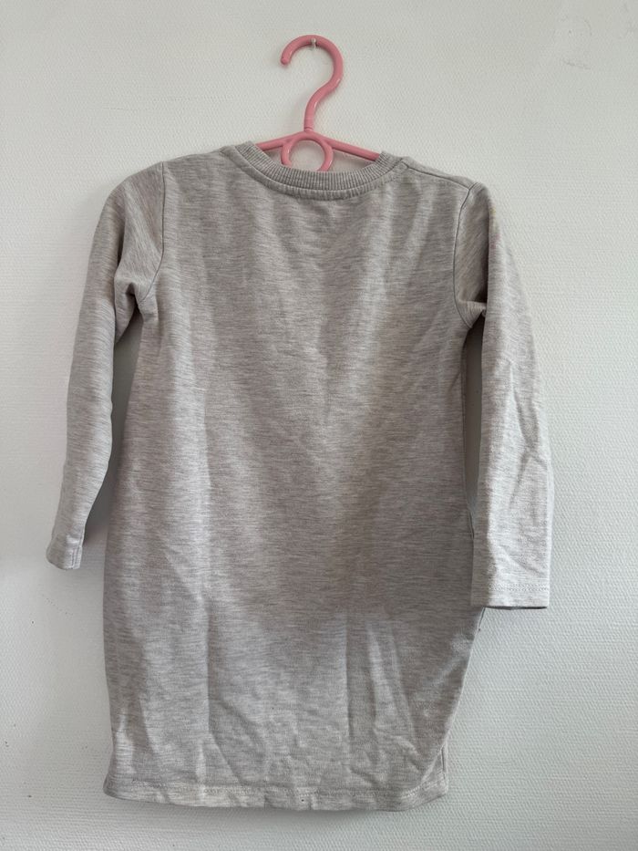 Robe à sequins - photo numéro 2