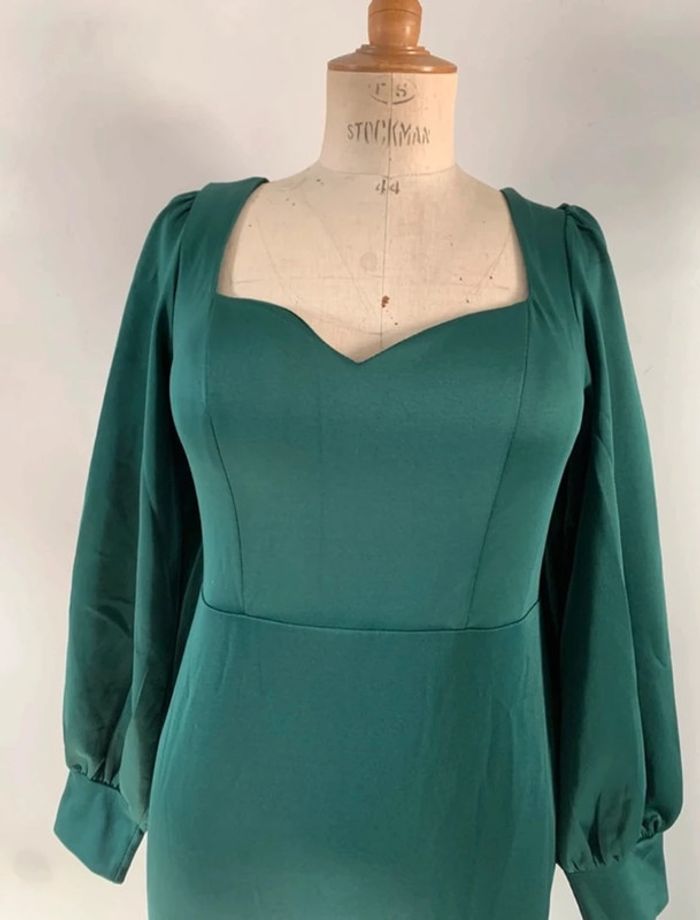 Robe de cocktail - photo numéro 2