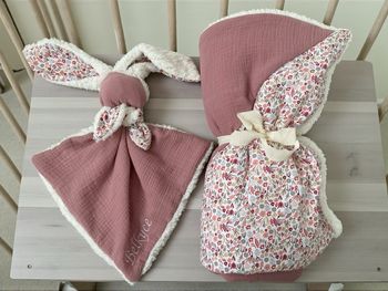 Duo doudou et couverture personnalisables – Douceur et harmonie