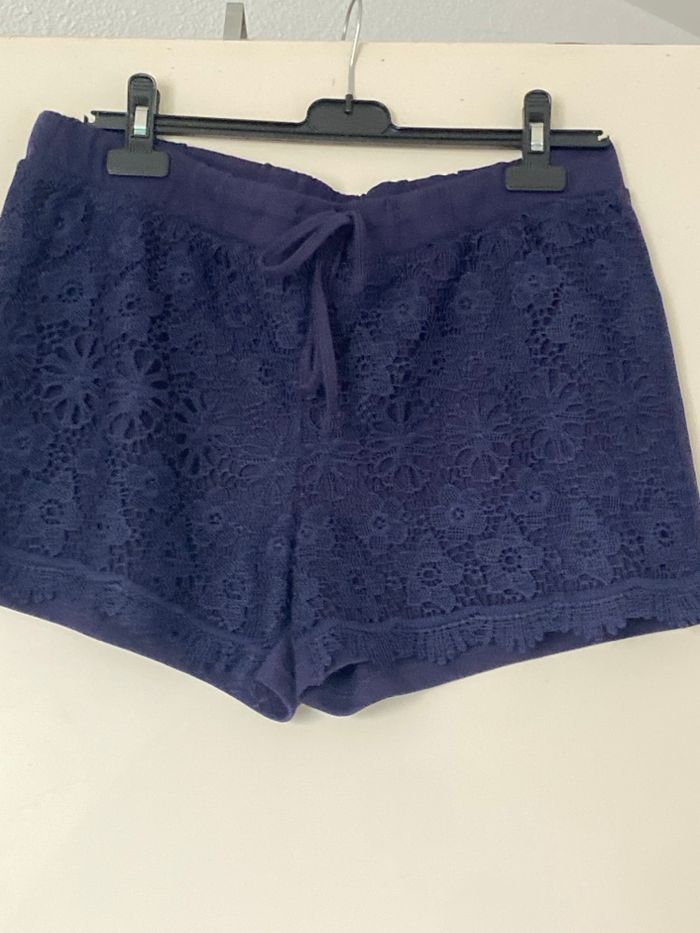 A vendre short t42/44