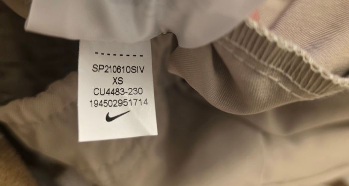 Bas de joggingnike tech  sportwear  taille xs - photo numéro 10