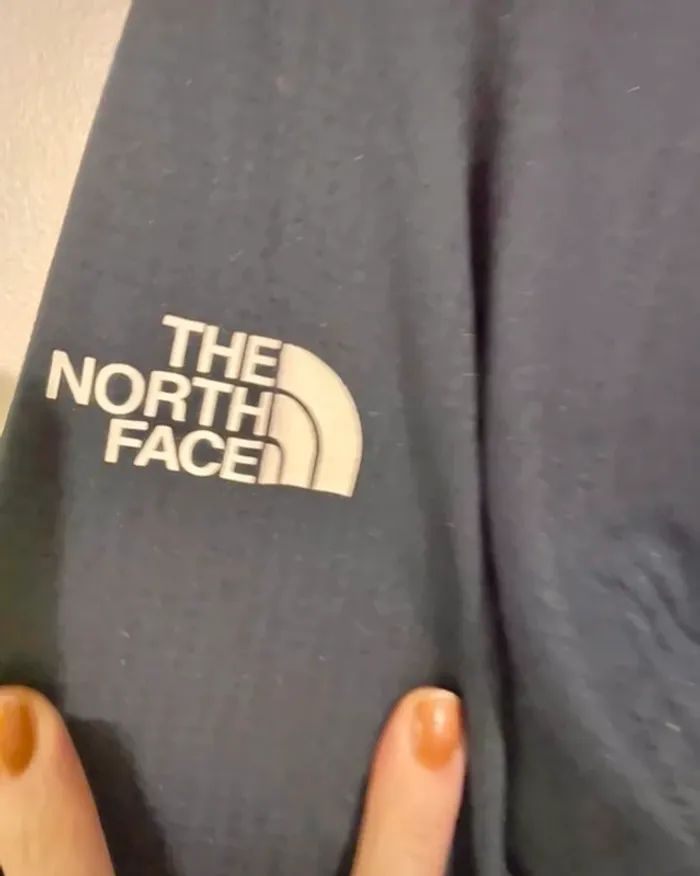 Haut zippé The North Face – taille M – très bon état - photo numéro 4