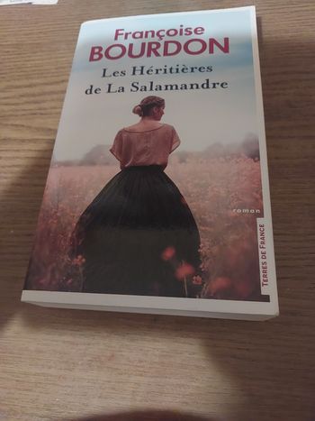 Livre de française bourdon les héritières de la salamandre 