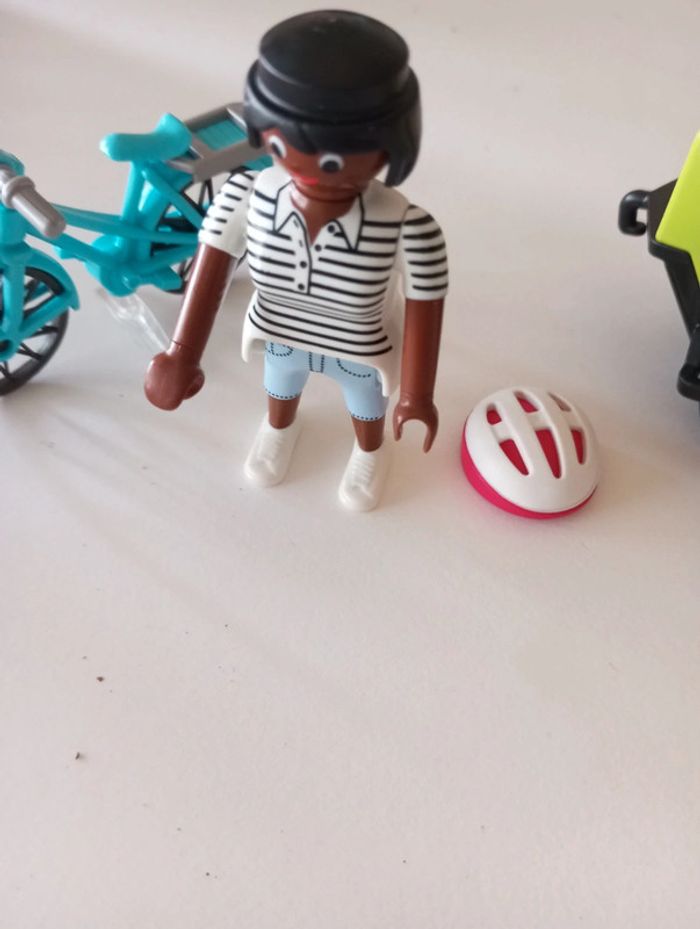 Playmobil cycliste maman et enfant - photo numéro 3