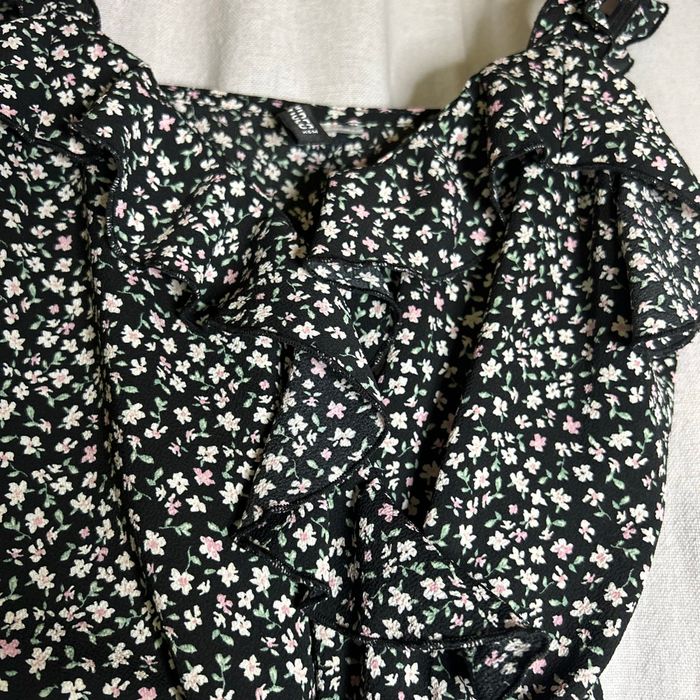 Robe à fleurs - photo numéro 3