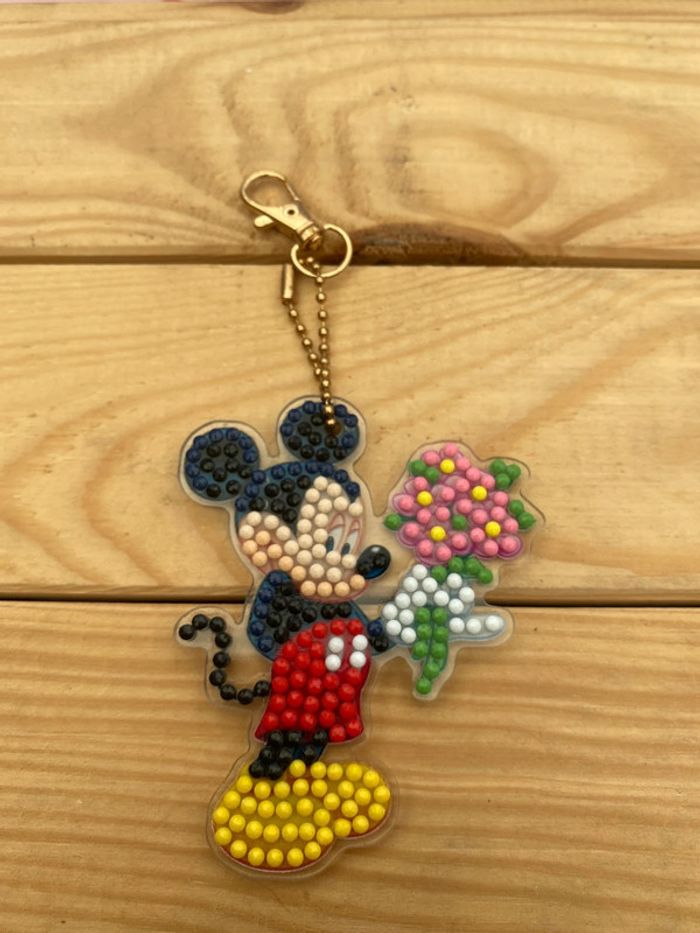 Porte clé recto/verso Mickey en Diamond Painting - photo numéro 3