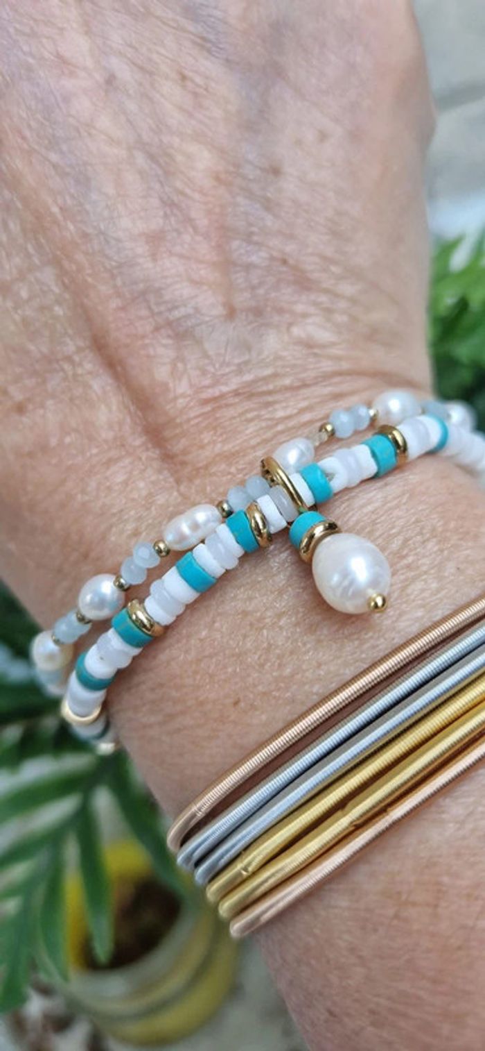 Double bracelets  réglable marque somini perles naturelles et eaux douces