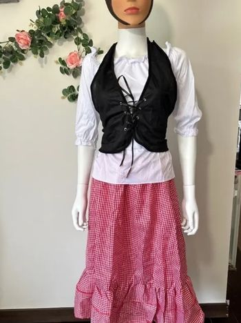 Costume country