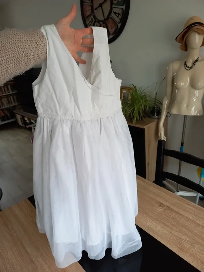 Robe blanche de cérémonie 8/10 ans - photo numéro 3