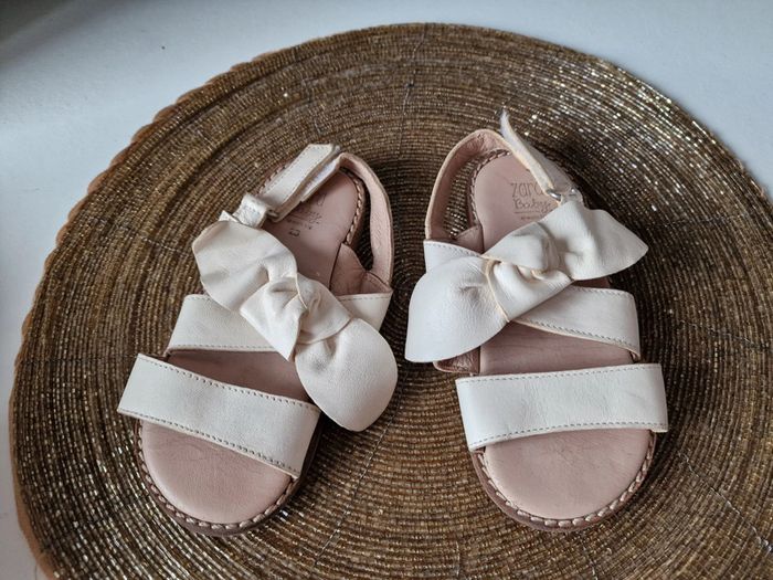 Claquettes Zara Baby fille 23 - photo numéro 2